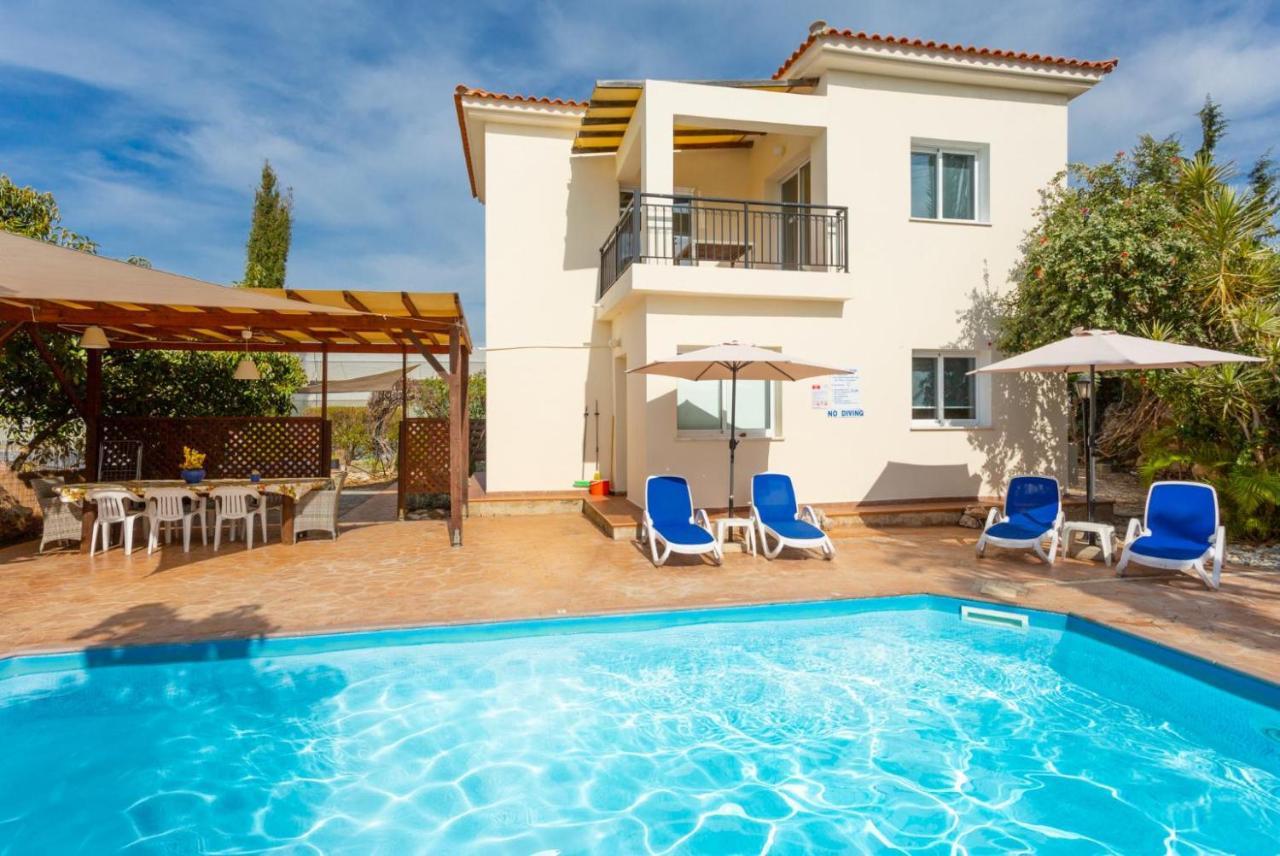 Kleopatra Villa *